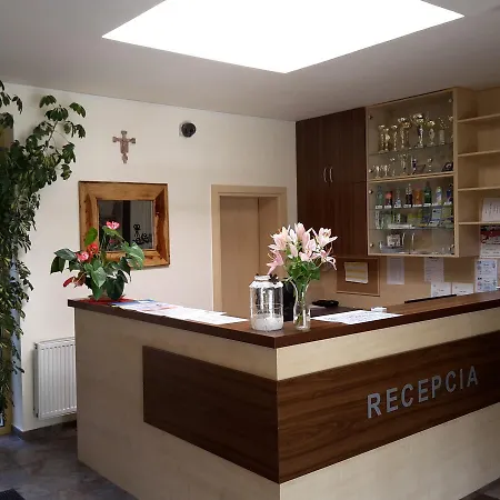 酒店 Wellness & 3*